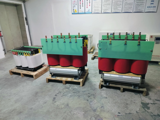 东洲KS11-1000KVA矿用变压器